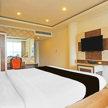 Super Townhouse Oak Dharamshala Near Maximus Mall מראה חיצוני תמונה
