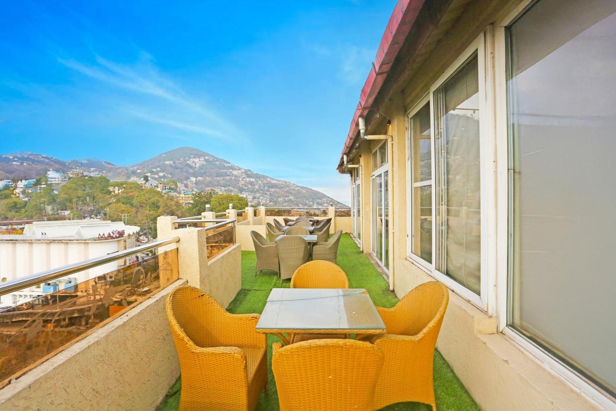 Super Townhouse Oak Dharamshala Near Maximus Mall מראה חיצוני תמונה
