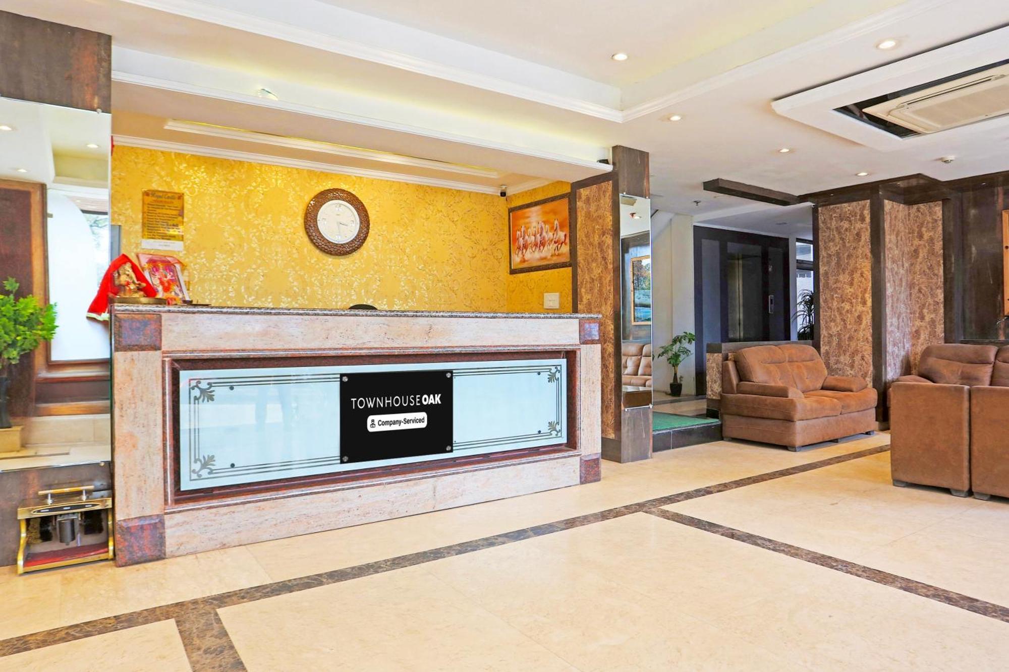 Super Townhouse Oak Dharamshala Near Maximus Mall מראה חיצוני תמונה